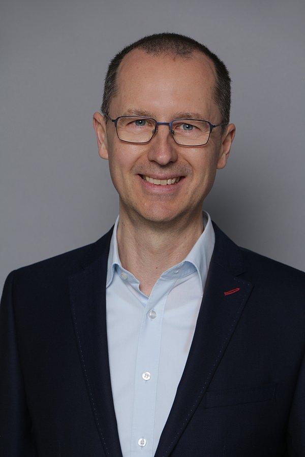 Profilbild von Prof. Dr. Jörg Hoffmann