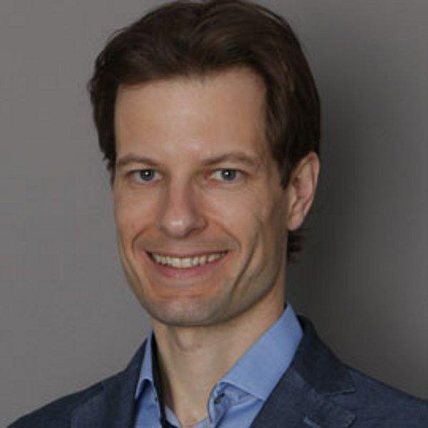Profilbild von Prof. Dr. Alexander Pöschl