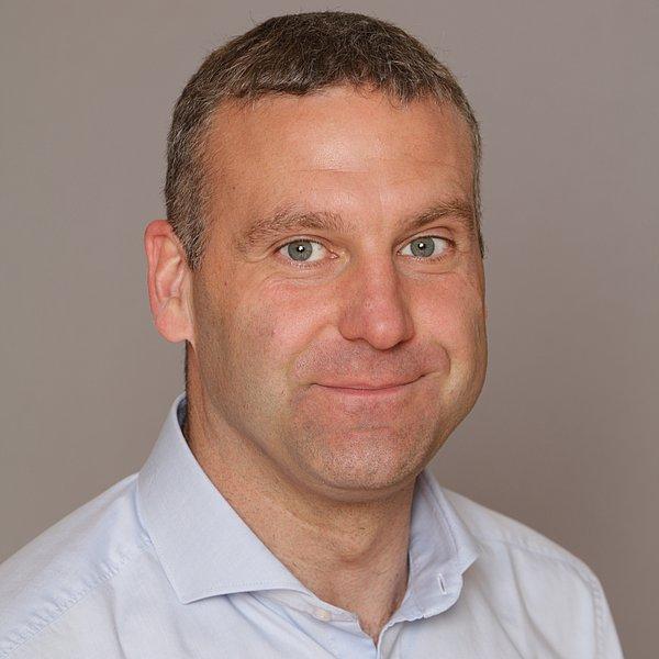 Profilbild von Prof. Dr. Frank Kneip