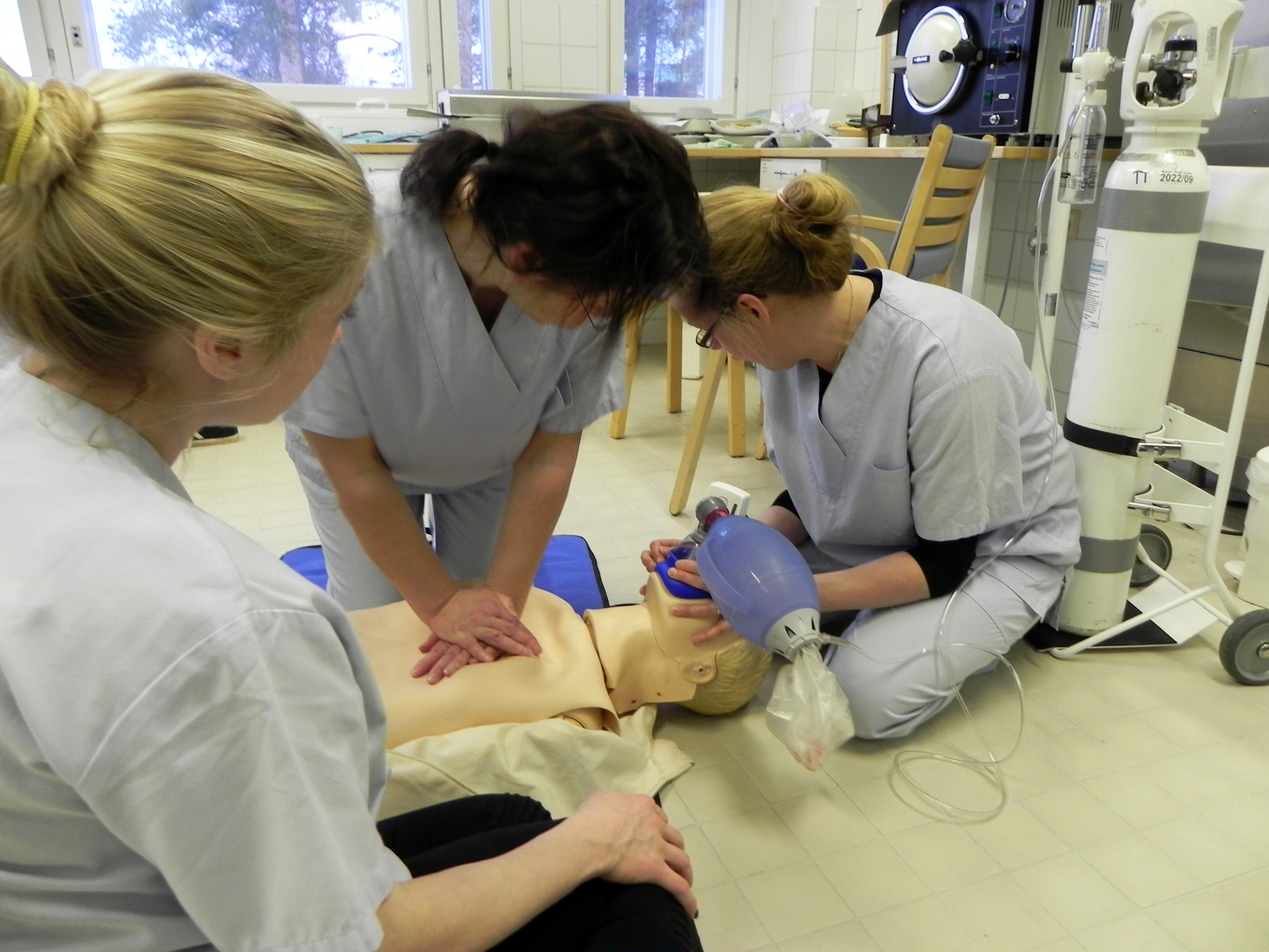 2012 führte die HTW den Modellstudiengang Pflege B.Sc. ein